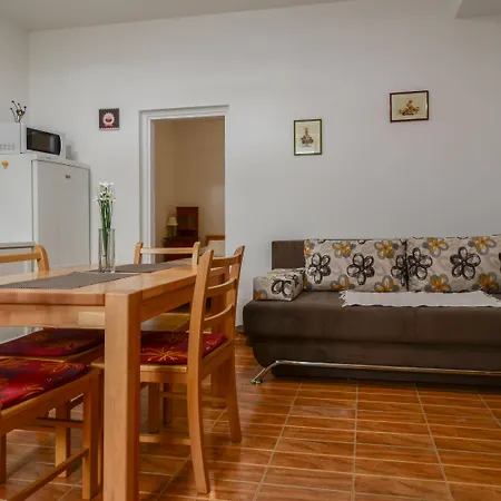 Apartment Vicenco Top Location