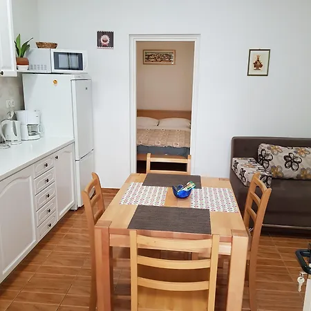 아파트 Vicenco Location 스플리트